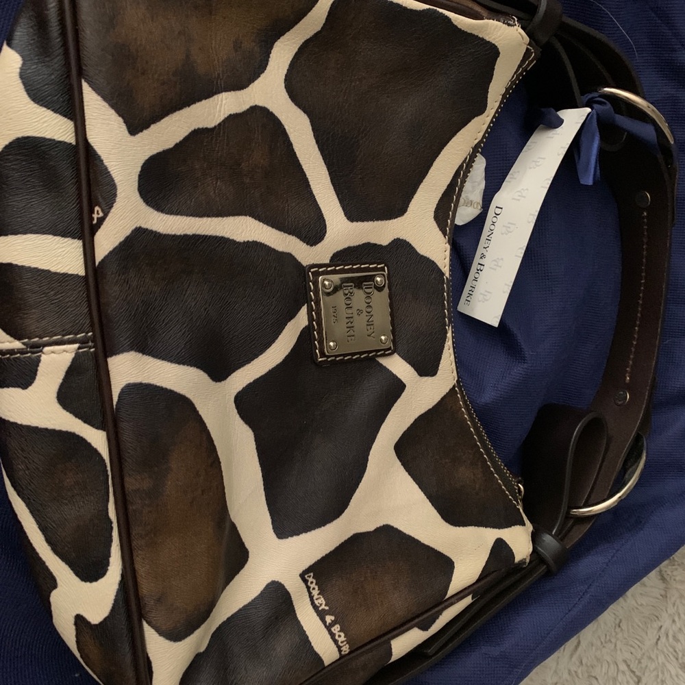 Dooney & Bourke